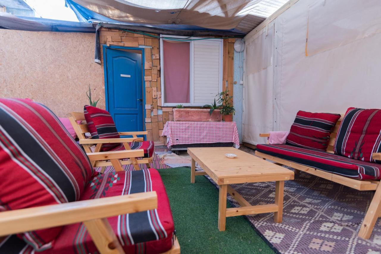 Spice Quarter Inn ميتزبي رامون المظهر الخارجي الصورة