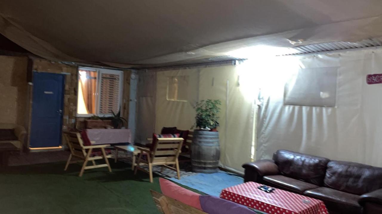 Spice Quarter Inn ميتزبي رامون المظهر الخارجي الصورة